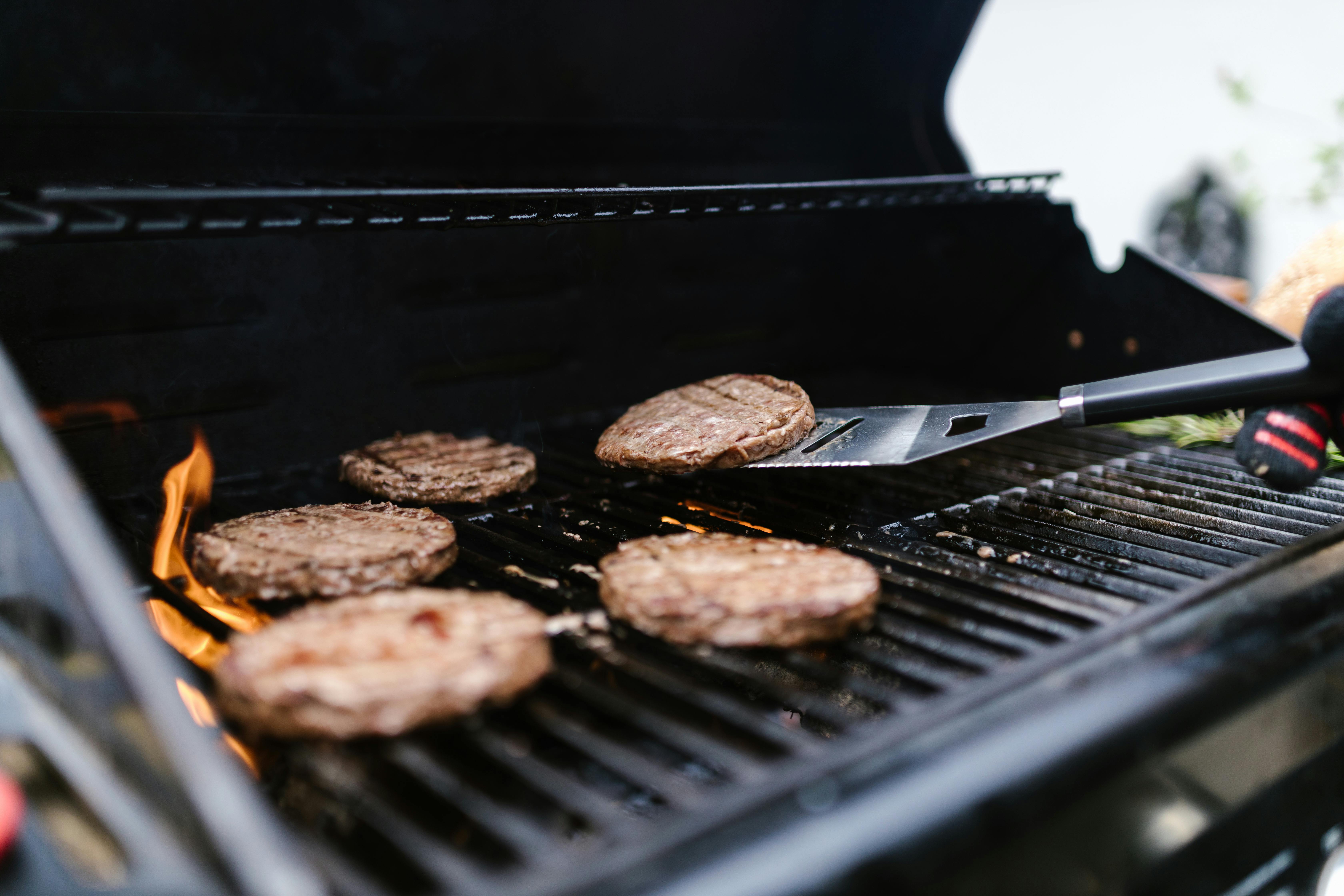 How long to cook hamburgers in air fryer